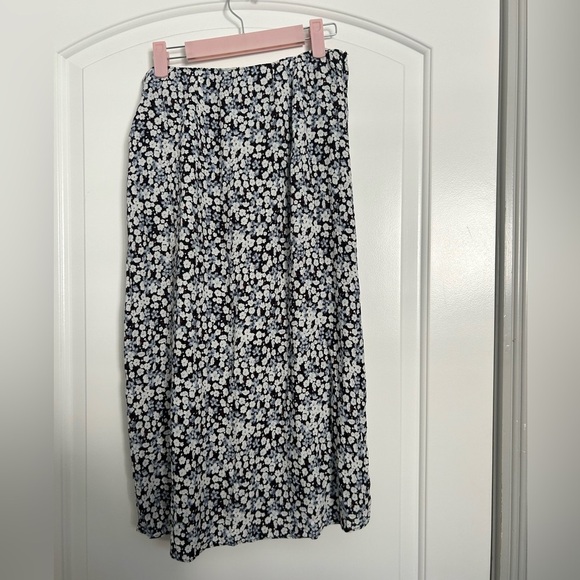 Abercrombie & Fitch Floral Print midi Skirt with a lot size small 90s feminine - Picture 5 of 9